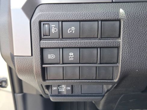 Used 2024 Toyota Tacoma TRD Sport AWD/4WD image 26