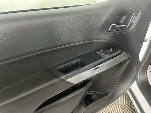 Used 2022 Chevrolet Colorado LT w/ Fleet Safety Package image 13