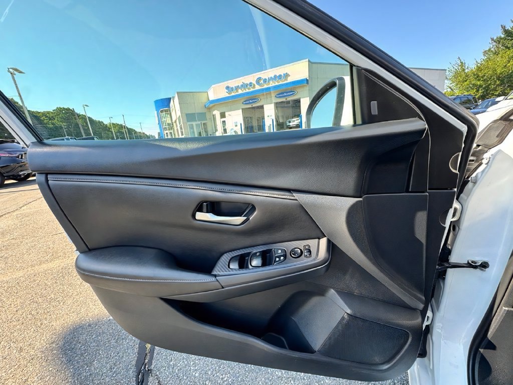Used 2023 Nissan Sentra SV w/ All-Weather Package FWD image 23