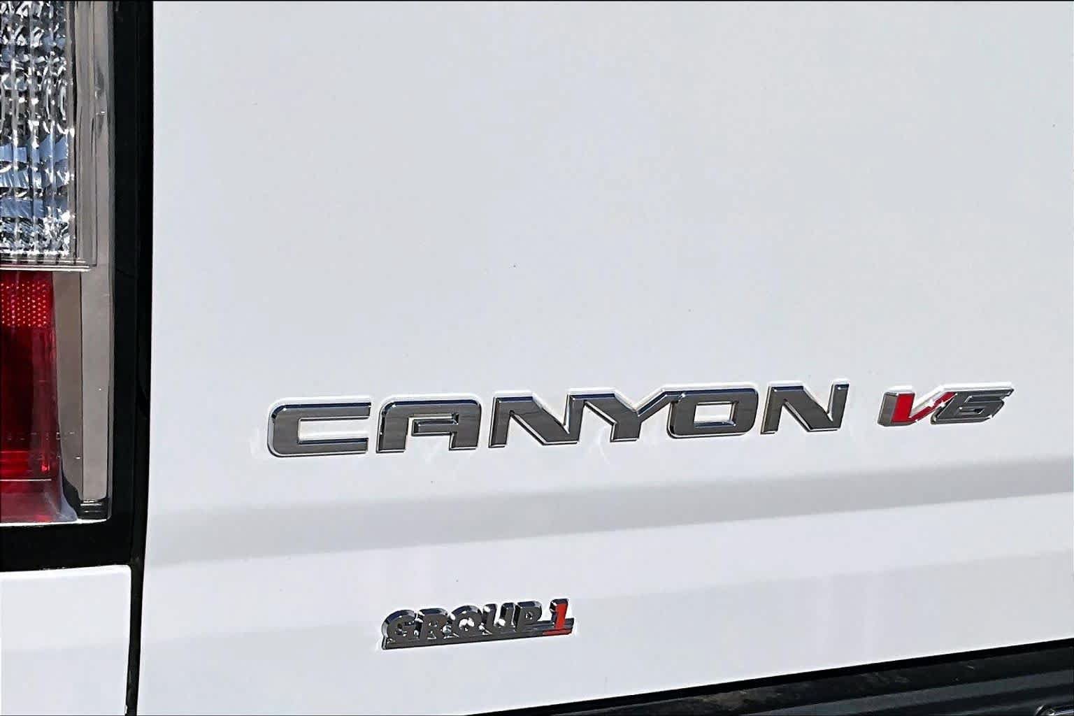 Used 2017 GMC Canyon SLT w/ Trailering Package AWD/4WD image 29