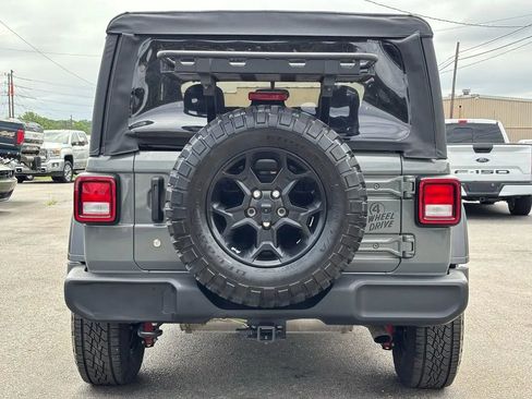 Used 2023 Jeep Wrangler Sport AWD/4WD image 5