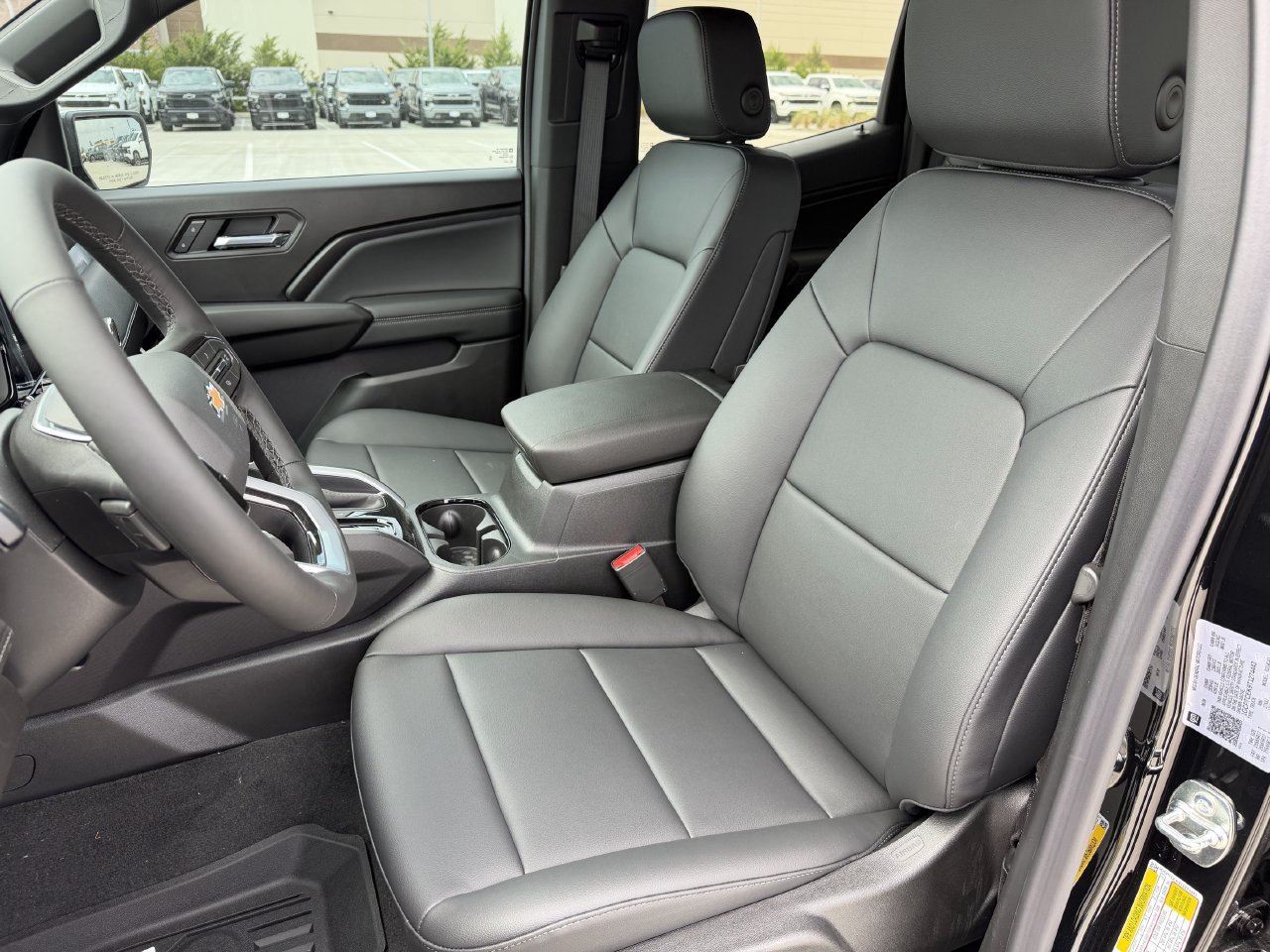 New 2026 Chevrolet Colorado LT w/ LT Convenience Package AWD/4WD image 20