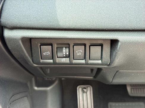 Used 2021 Subaru Outback Premium AWD/4WD image 19