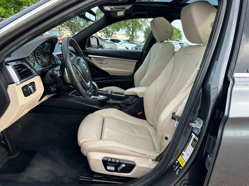 Used 2017 BMW 330i xDrive Wagon image 14