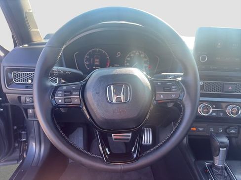 Used 2025 Honda Civic Sport image 10