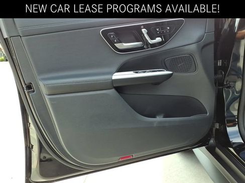 Used 2026 Mercedes-Benz GLC 300 image 12