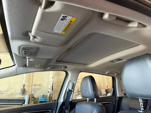 Used 2016 Honda Fit EX-L image 25