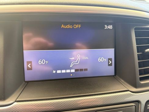 Used 2017 Nissan Pathfinder SL image 21