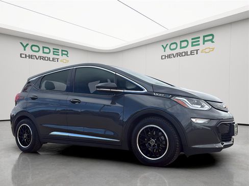 Used 2021 Chevrolet Bolt LT image 3