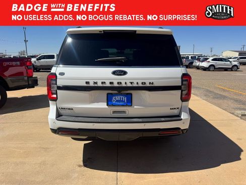 Used 2022 Ford Expedition Max Limited image 17