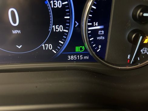 Used 2023 Buick Enclave Premium w/ Experience Buick Package image 24