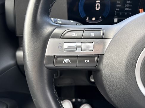 Used 2025 Hyundai Kona SEL AWD/4WD image 21