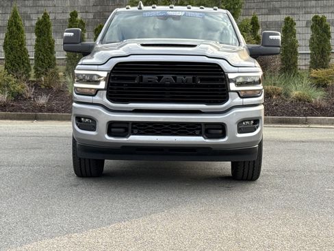 Used 2024 RAM 2500 Laramie w/ Night Edition image 3