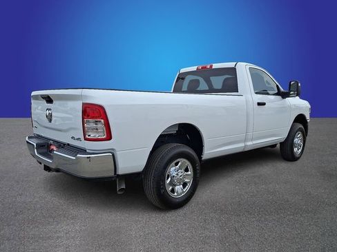 Used 2024 RAM 2500 Tradesman w/ Chrome Appearance Group image 5