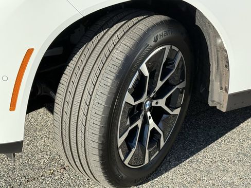 Used 2025 BMW X3 xDrive30i w/ Convenience Package image 18