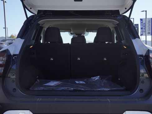 New 2026 Nissan Kicks SV image 6