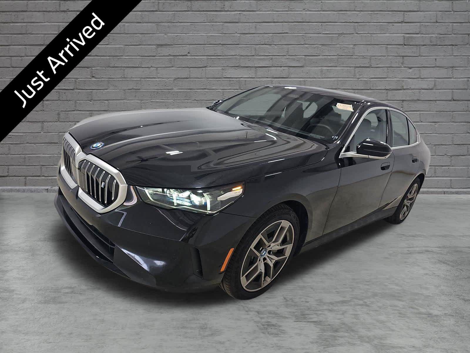 Used 2025 BMW i5 M60 w/ M Sport Package AWD/4WD image 1