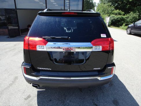 Used 2017 GMC Terrain SLT w/ Open Road Package AWD/4WD image 5