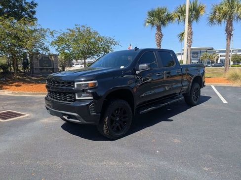 Used 2022 Chevrolet Silverado 1500 Custom Trail Boss w/ Safety Confidence Package AWD/4WD image 7