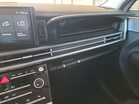 Used 2025 Hyundai Santa Fe SE image 26