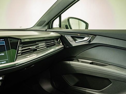 Used 2023 Audi Q4 e-tron Premium w/ Convenience Package image 25