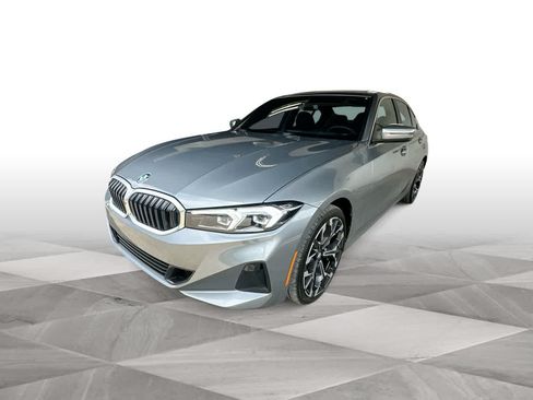Used 2025 BMW 330i Sedan RWD image 4