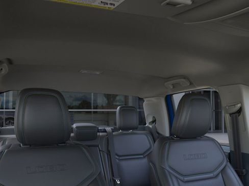 New 2026 Ford Maverick Lobo AWD/4WD image 12