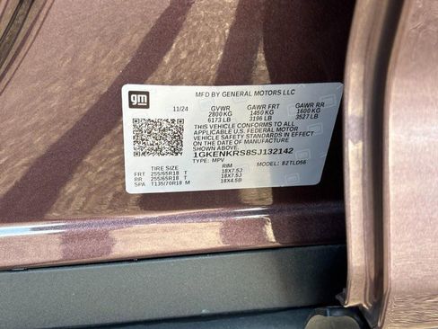 Certified 2025 GMC Acadia Elevation image 25