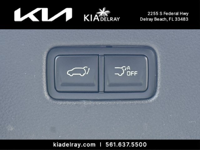 Certified 2024 Kia Carnival EX FWD image 10