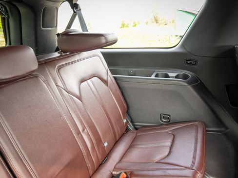 Used 2023 Ford Expedition Max Limited image 22