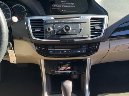 Used 2016 Honda Accord LX image 7