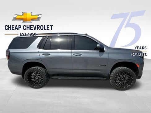Used 2021 Chevrolet Tahoe RST w/ Luxury Package AWD/4WD image 8
