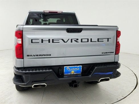 Used 2024 Chevrolet Silverado 1500 Custom Trail Boss w/ LPO, Dark Essentials Package image 7