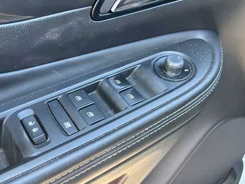 Used 2022 Buick Encore Preferred w/ Safety Package FWD image 12