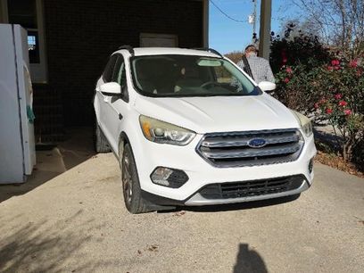 Used 2017 Ford Escape SE w/ Equipment Group 201A