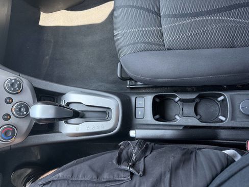 Used 2018 Chevrolet Sonic LT image 22