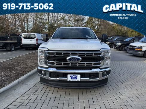 New 2026 Ford F350 XL w/ XL Chrome Package image 3