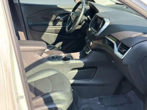 Used 2023 GMC Terrain SLT AWD/4WD image 26
