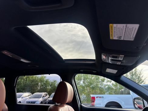 Used 2025 Kia Telluride EX X-Line AWD/4WD image 22