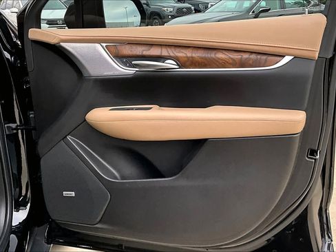 Used 2022 Cadillac XT5 Sportv w/ Platinum Package image 22