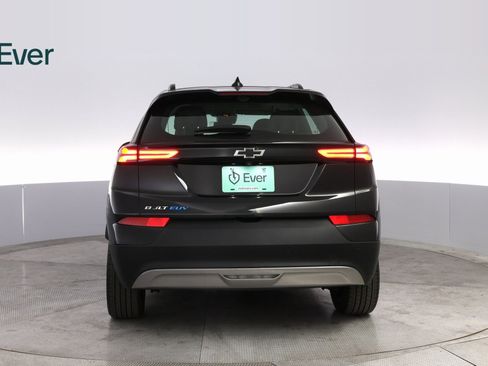 Used 2022 Chevrolet Bolt EUV Premier w/ Sun & Sound Package image 13