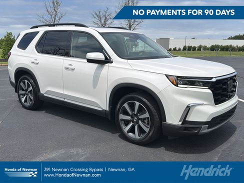 Certified 2025 Honda Pilot Touring image 1