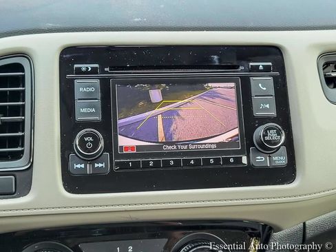 Used 2022 Honda HR-V LX image 13