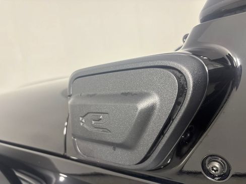 Used 2024 Jeep Wrangler Unlimited Sahara w/ Dual Top Group AWD/4WD image 9