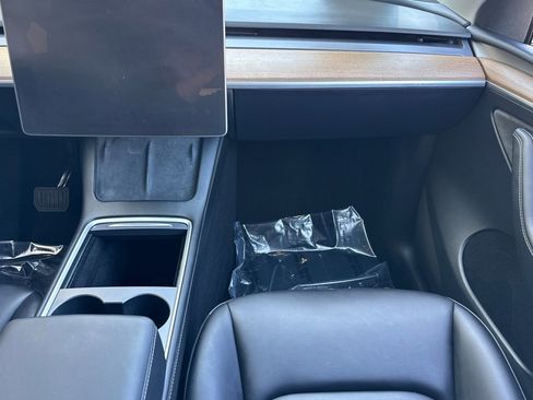 Used 2023 Tesla Model Y Long Range image 29