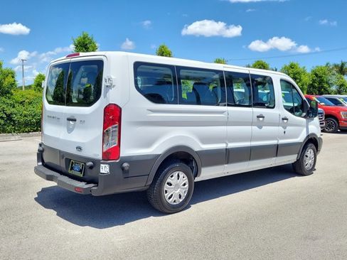 Certified 2017 Ford Transit 350 XLT RWD image 7