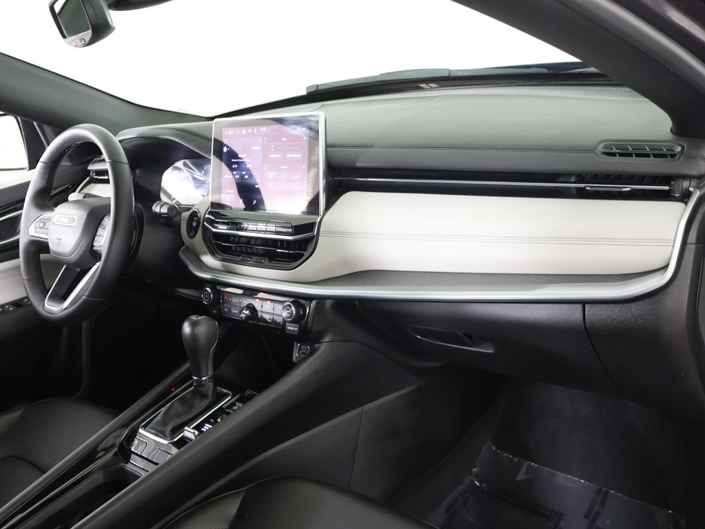 Used 2024 Jeep Compass Limited AWD/4WD image 26