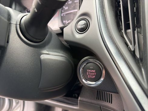 Certified 2026 Subaru Crosstrek 2.0i Premium image 30