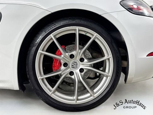 Used 2018 Porsche 718 Boxster S image 40