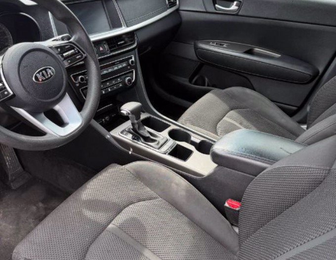Used 2020 Kia Optima LX FWD image 3